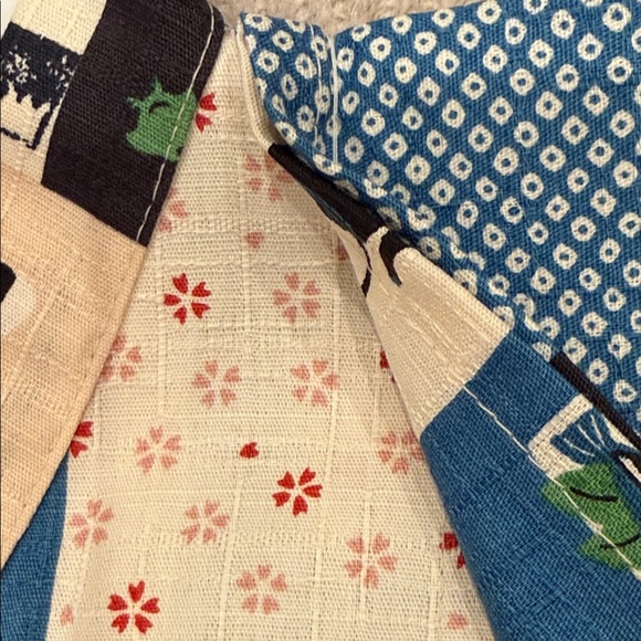 Children's Patchwork Kimono-Style Outfit in Blue, Beige, Black NWT 100CM - Picture 5 of 7